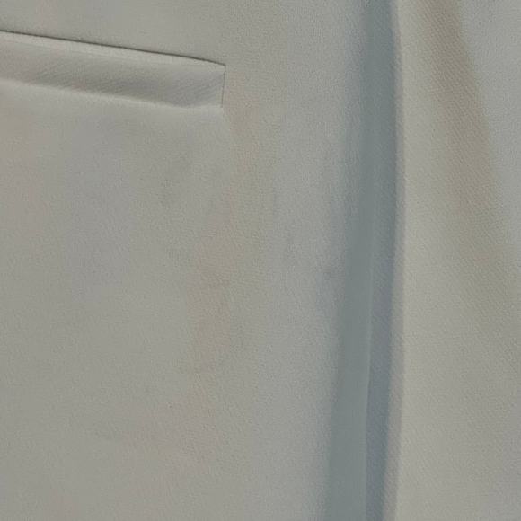 Good American Luxe Suiting Trouser Shorts Ivory Size 10 - NWT - Picture 12 of 13